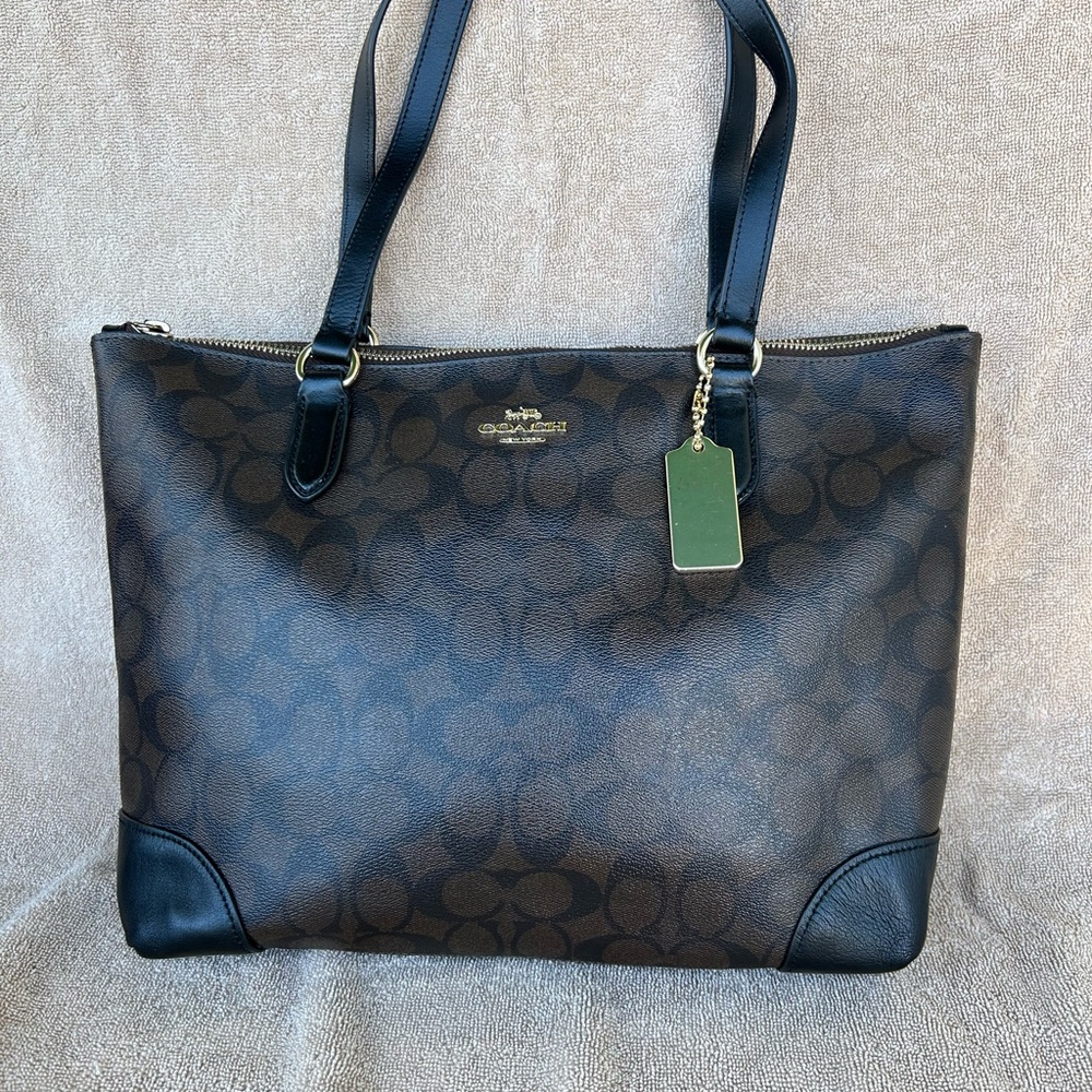 Coach Zip Top Tote Shoulder Handbag Brown/Black